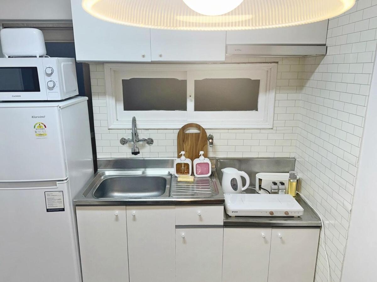 Apartment Check In Hongdae Seoul