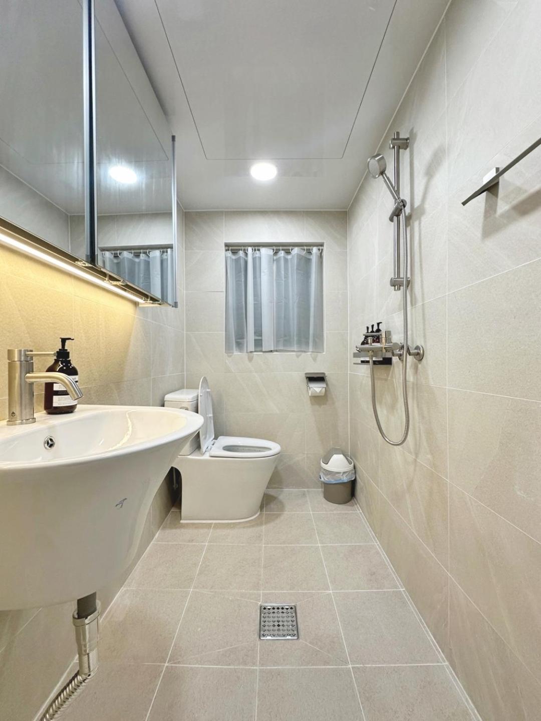 Check In Hongdae Apartment Seoul