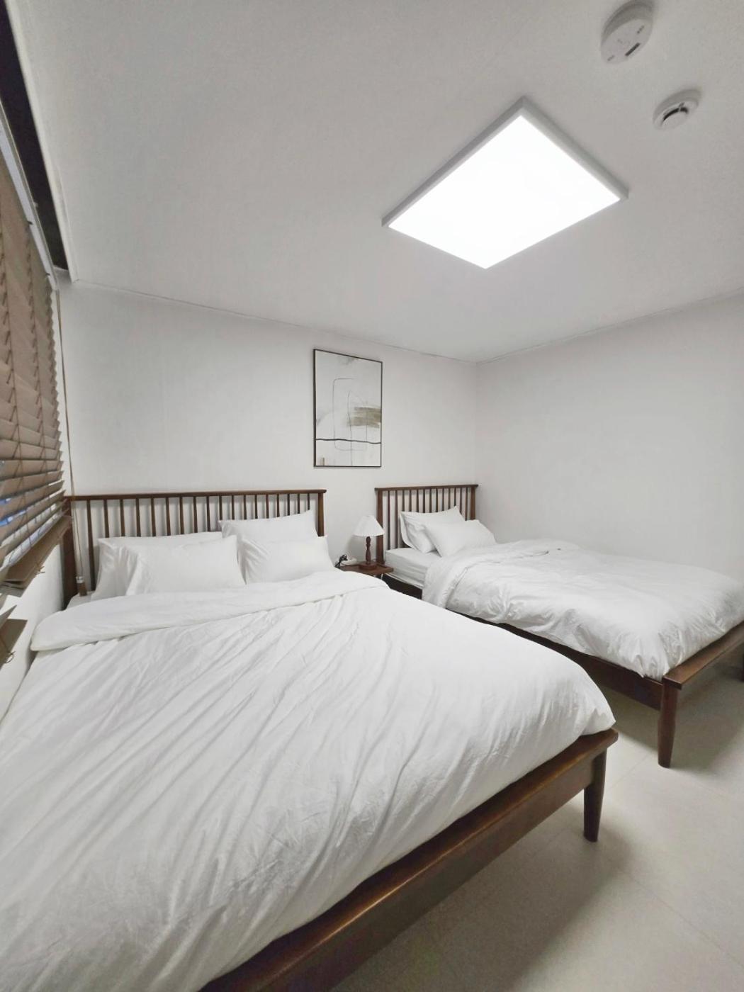 Check In Hongdae Apartment *
